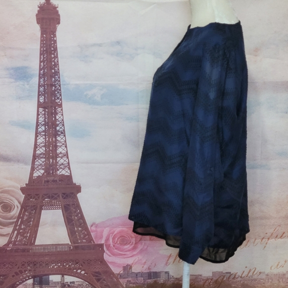 The Limited top - Picture 3 of 7